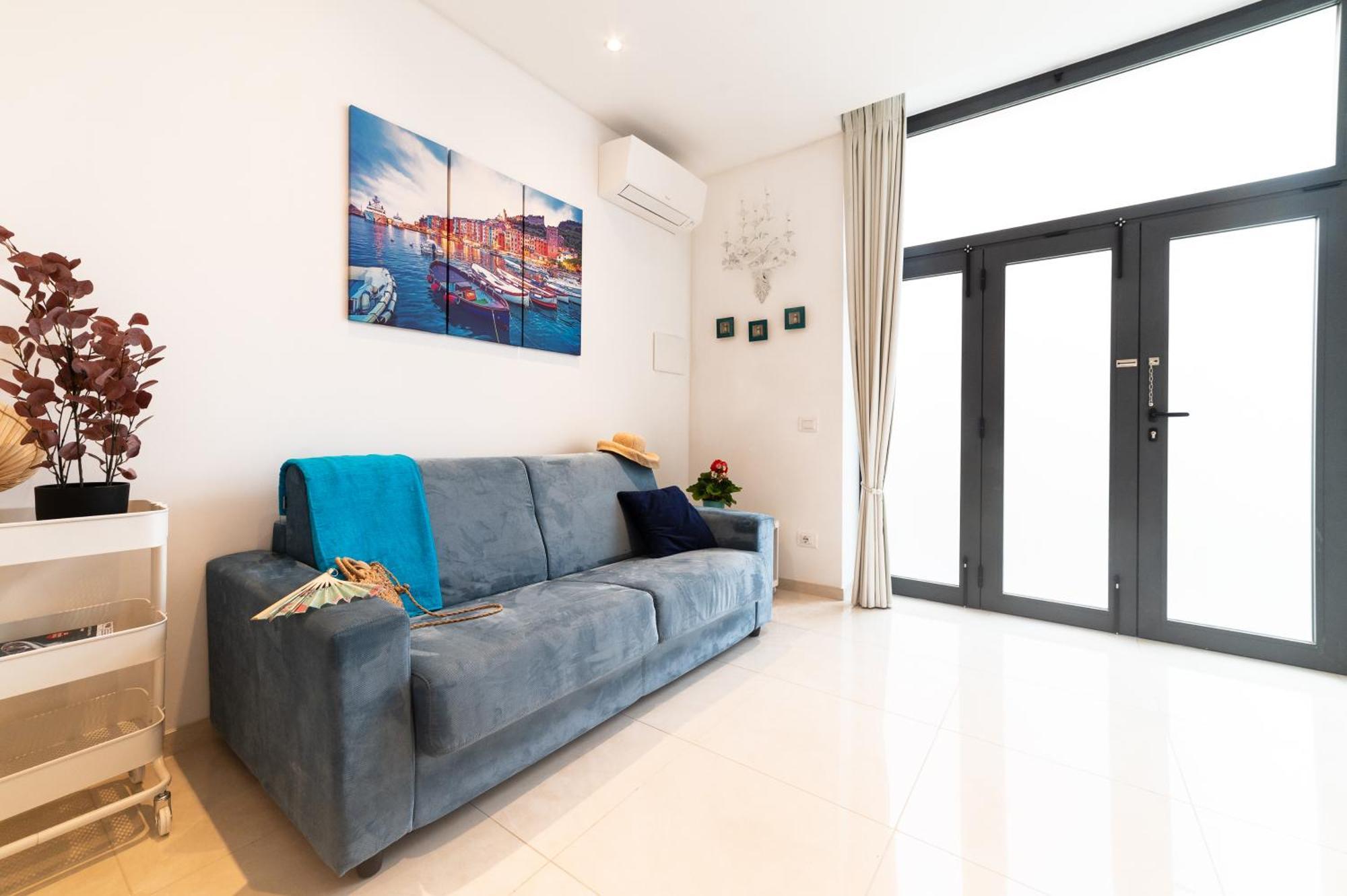Sea & Culture -lerici-300 M From The Apartment